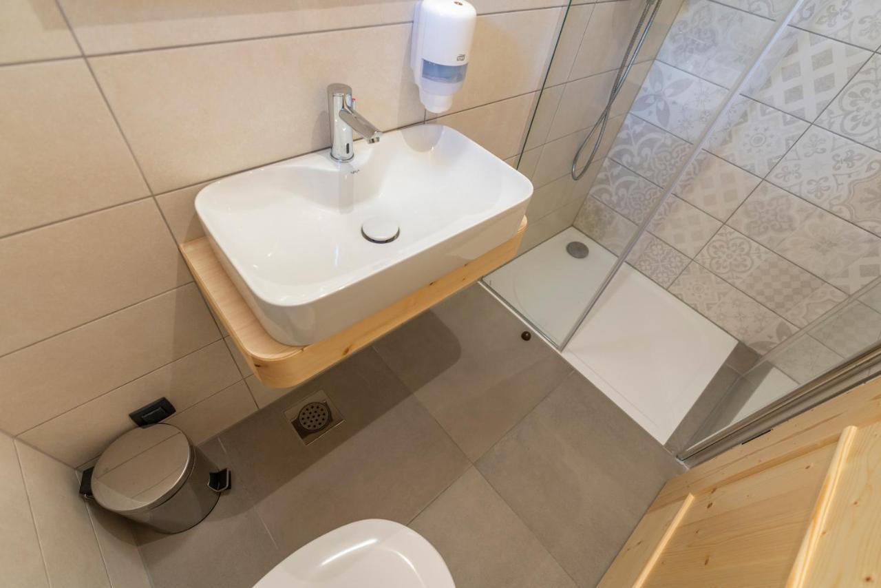Planinska Koca Na Uskovnici Hotel Srednja Vas v Bohinju Kültér fotó