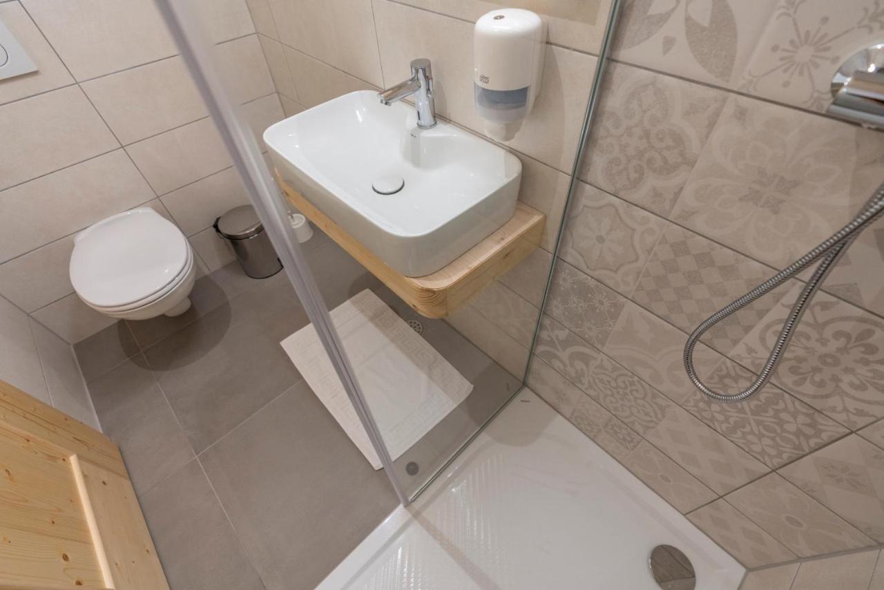 Planinska Koca Na Uskovnici Hotel Srednja Vas v Bohinju Kültér fotó